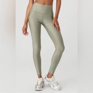 Alo Airlift Leggings